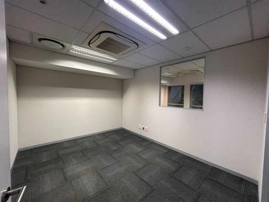 To Let Commercial Property for Rent in Foreshore Western Cape